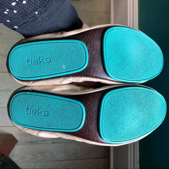 Tieks Champagne Size 9 GUC - Picture 8 of 10